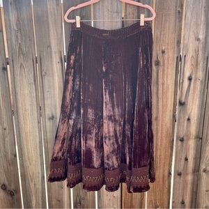 🤠 Zoe D Vintage Velvet Maxi Skirt with Beading Detail in Size Small 🤠
